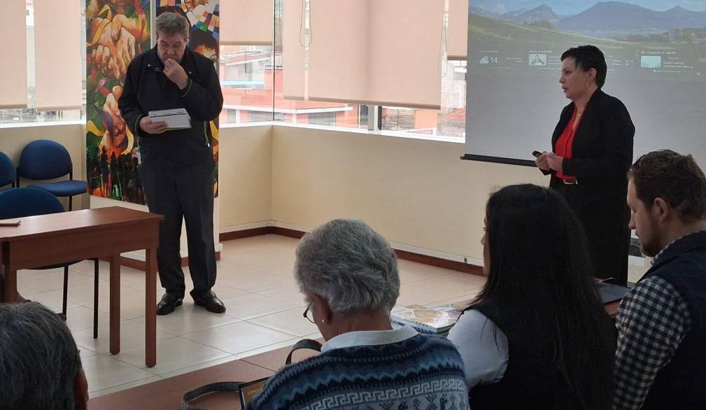 Visita al Banco Codesarrollo. A sinistra: Giuseppe Tonello