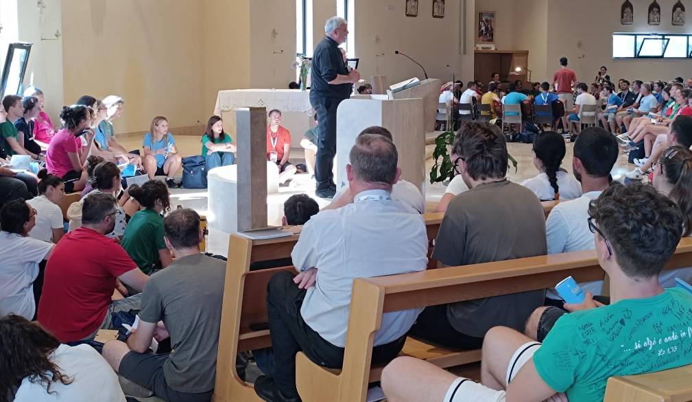 Giubileo dei giovani, la catechesi del vescovo Tomasi: “Speranza unico motore di cambiamento”