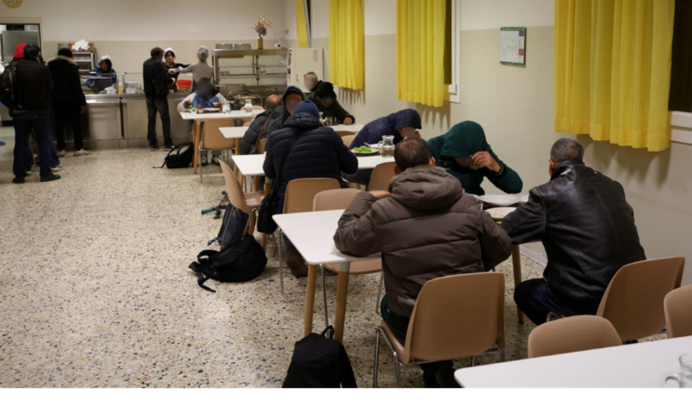 Riapre la mensa della Caritas