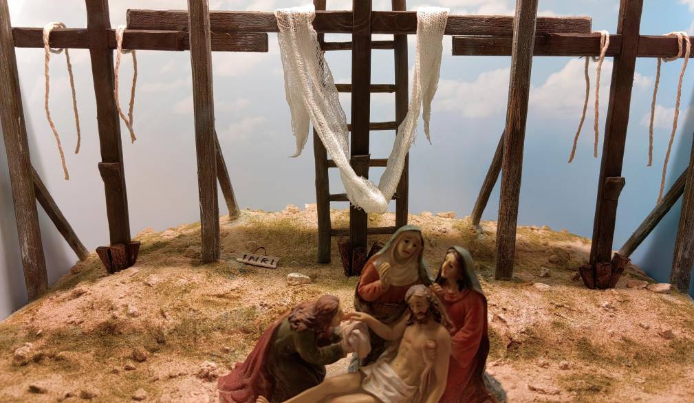 Conscio: le stazioni della Via crucis diventano meravigliosi diorami