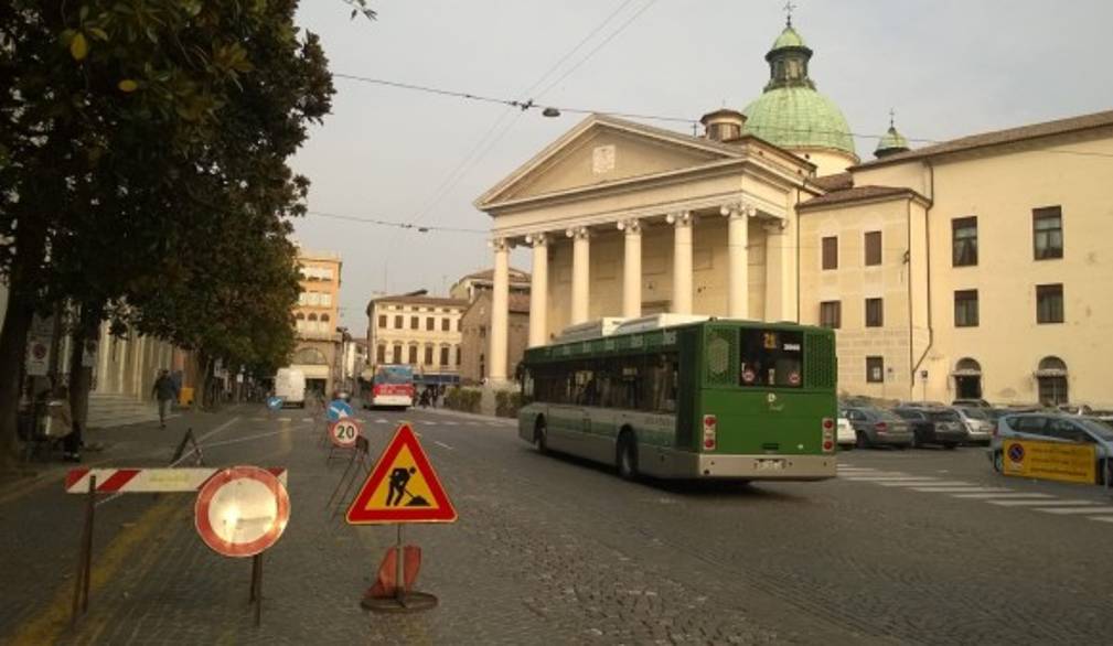 Treviso, al via il cantiere in piazza Duomo per il rifacimento della pavimentazione