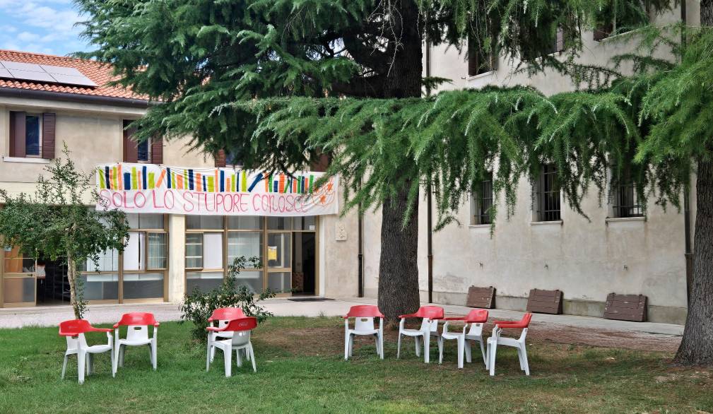 Più che libri usati: torna il tradizionale mercatino dei testi scolastici dei padri Carmelitani