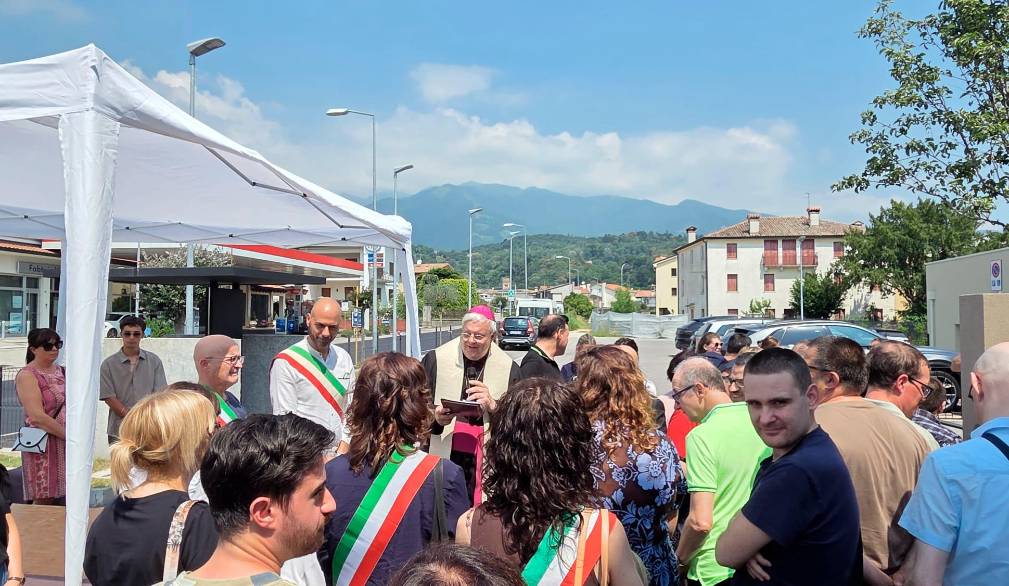 Nuova ala della cooperativa Vallorgana inaugurata a Castelcucco. Un luogo per “lavorare e abitare”