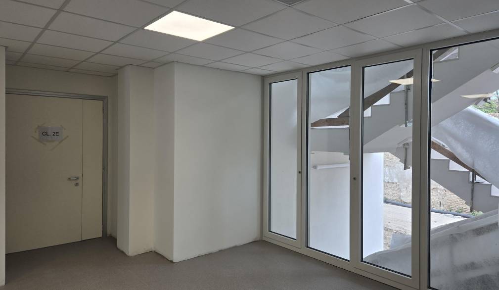 Scuole Stefanini: suonata la prima campanella nella sede rinnovata