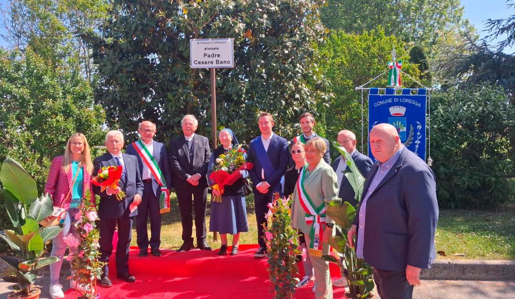 Loreggiola: il piazzale del cimitero dedicato a padre Cesare Bano