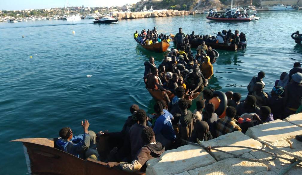 Lampedusa attende papa Leone, con Francesco Tuccio e le sue croci del mare
