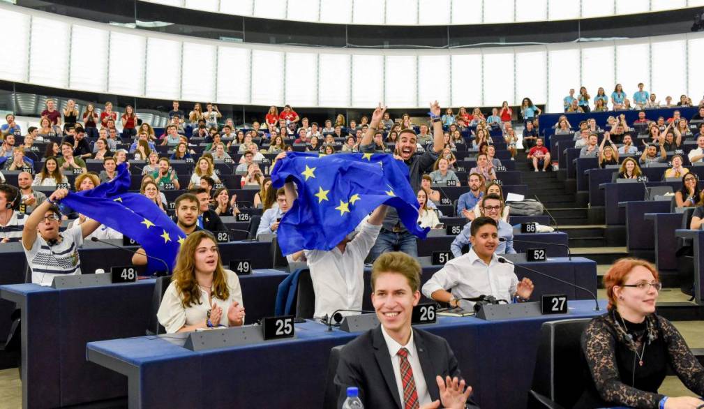 Giocani al Parlamento europeao - Foto Parlamento europeo/Sir