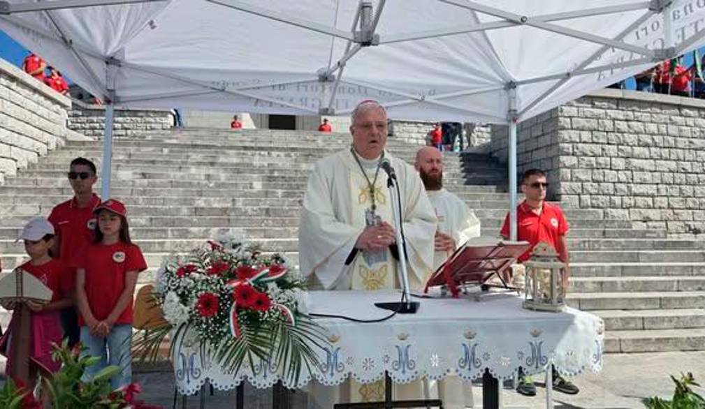 L’Avis Veneto s’incontra in Cima Grappa: la celebrazione del Vescovo Michele