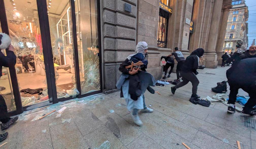 Bella o brutta che sia, la scuola va difesa a oltranza