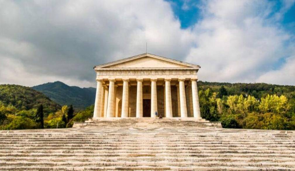 Possagno: il sindaco Valerio Favero interviene sul progetto di fusione