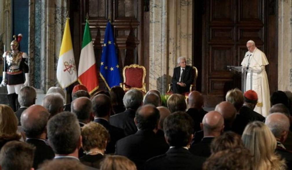 Il Papa al Quirinale: "laicità positiva" per migrazioni, lavoro e famiglia