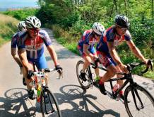 Andrea Zanibellato in gara insieme al fratello gemello Sandro e alle due guide Mauro Paulon e Mauro Torresan