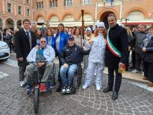 Treviso accoglie con entusiasmo la fiaccola paralimpica