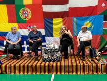 Da sinistra, Adriano Sofri, Gigi Riva, Giovanna Botteri e don Bruno Baratto