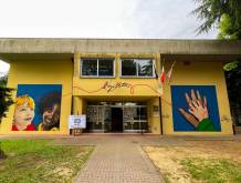 Mogliano: un murale realizzato con gli studenti alla primaria Valeri