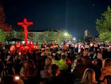 Collaborazione villorbese, comunità unite nella partecipata Via crucis