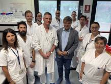 Al centro il dg dell’Ulss 3 Massimo Zuin e il direttore del Laboratorio di tossicologia clinica e forense Giampietro Frison con parte della sua équipe