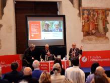 Taglio fondi Usaid: abbandonati a casa loro