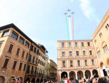 Ottantesimo del 7 aprile: le Frecce tricolori sopra Treviso