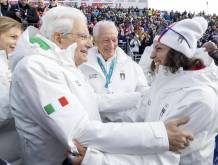 Cortina si tinge d’oro, leggendaria Brignone davanti a Mattarella