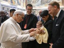 Leone XIV: a ottobre un incontro mondiale sulla famiglia