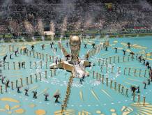 epa13031459 Artists peforms during the pre-game show before the opening match of the FIFA World Cup 2026 between Mexico and South Africa in Mexico City, Mexico, 11 June 2026. EPA/MARIO GUZMAN