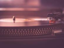 Giovani e digitale: quando la novità è l’analogico