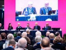 Dopo l’Assemblea sinodale, i Vescovi ad Assisi sulle priorità. Mons. Tomasi: “Sinodalità da vivere”