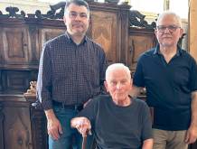 Da sinistra, Roberto, Giovanni, Giuseppe (seduto)