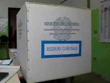 DIRETTA COMUNALI. Ballottaggio “thrilling” a Castelfranco per il secondo posto. I Comuni più piccoli non cambiano colore
