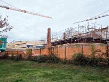 Il cantiere all’ex polveriera in viale Europa che dovrebbe diventare un centro polifunzionale