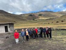 Foto di gruppo a Pachancho, nel cuore delle Ande