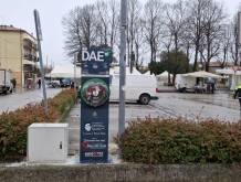 Salvato grazie al defibrillatore al mercato di Camposampiero
