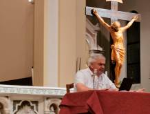 Creato, cura e conversione. A Camposampiero l’incontro con Ermes Ronchi e la veglia di preghiera