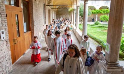 Chierichetti e ancelle: raduno Mochi il primo maggio in Seminario per mille ragazze e ragazzi