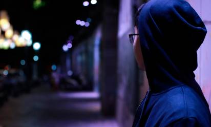 Il nuovo reato di violenza organizzata e l’imputabilità presunta dai 14 anni