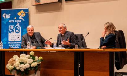“Costruiamo comunità”, il messaggio emerso dall’incontro con Zuppi per i 50 anni del Centro della famiglia