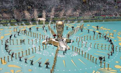 epa13031459 Artists peforms during the pre-game show before the opening match of the FIFA World Cup 2026 between Mexico and South Africa in Mexico City, Mexico, 11 June 2026. EPA/MARIO GUZMAN