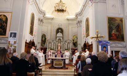 Un momento della preghiera comunitaria a Casoni