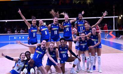 La nazionale azzurra femminile, vincitrice della Volleyball Nations League