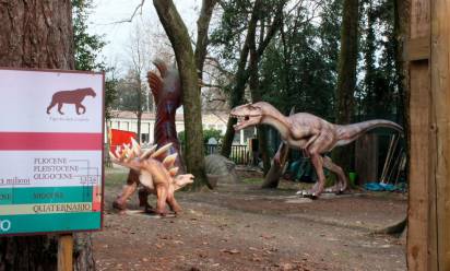 Draghi, dinosauri e animali estinti al parco degli Alberi parlanti