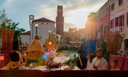 Noale: l’Infiorata celebra il Giubileo, con un messaggio di speranza