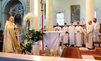Mons. Bosa con il vescovo a Villarazzo (foto Bonaldo)