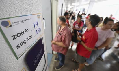 Brasile: sarà ballottaggio, ma Bolsonaro inverte i pronostici