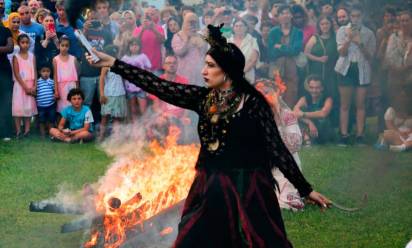 Ritmi e danze dal mondo, il festival si fa itinerante