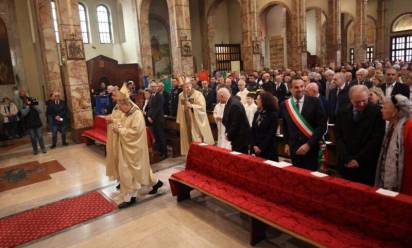 7 aprile: celebrazioni con la messa solenne e poi in piazza con le Frecce tricolori