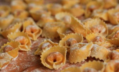 Dicembre - Tortellini della nonna