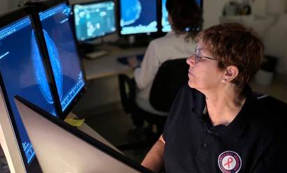 Screening mammografico, risultati più veloci e precisi grazie all’aiuto dell’Intelligenza artificiale