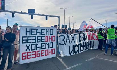 In Serbia le piazze ribollono