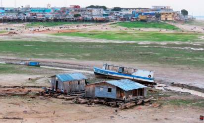 Siccità: in pochi mesi in Amazzonia è sparito il lago di Tefé, vasto quanto il Garda